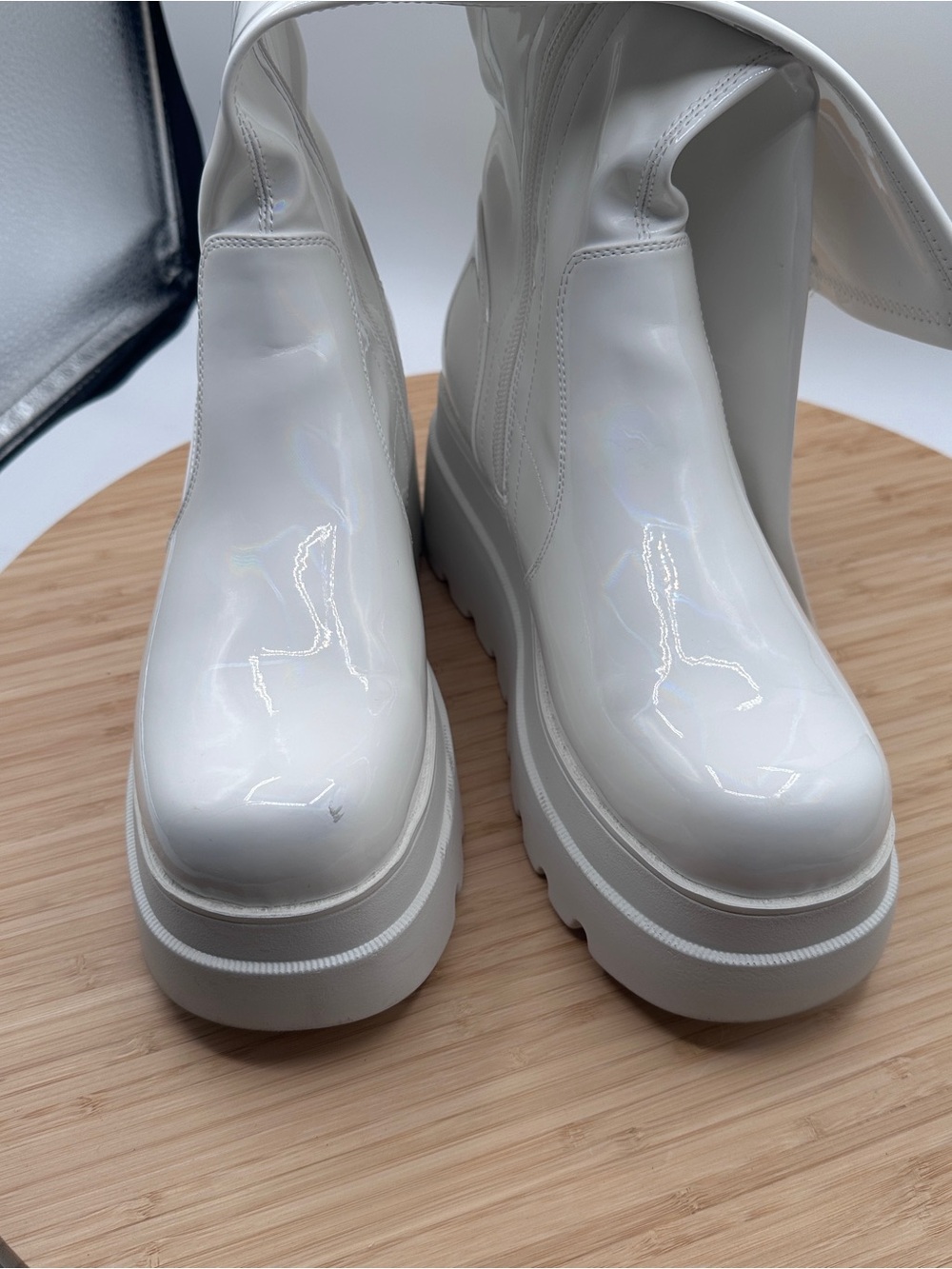 White patent knee-high platform wedge boots size 8.5 - Picture 11 of 15
